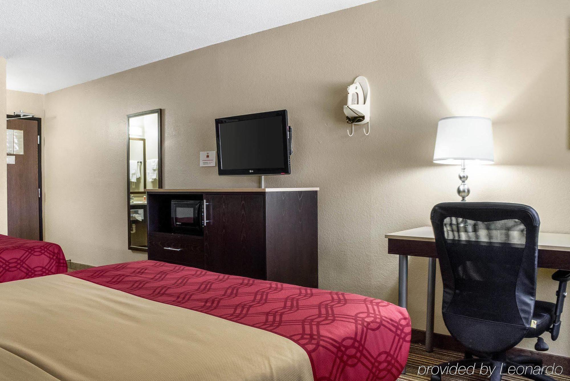Econo Lodge Grand Forks Exteriör bild